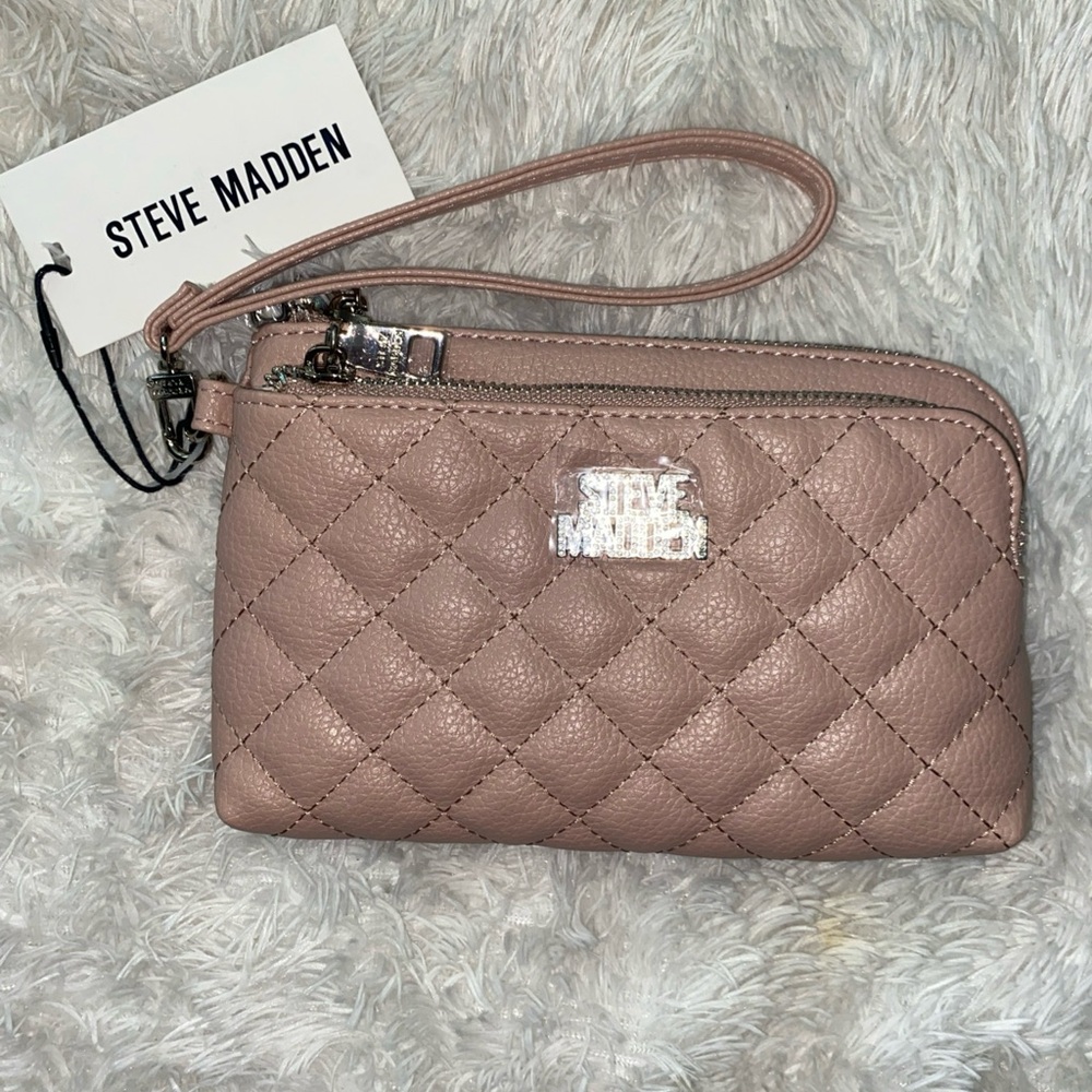 Steve Madden Quilted Brown Wristlet